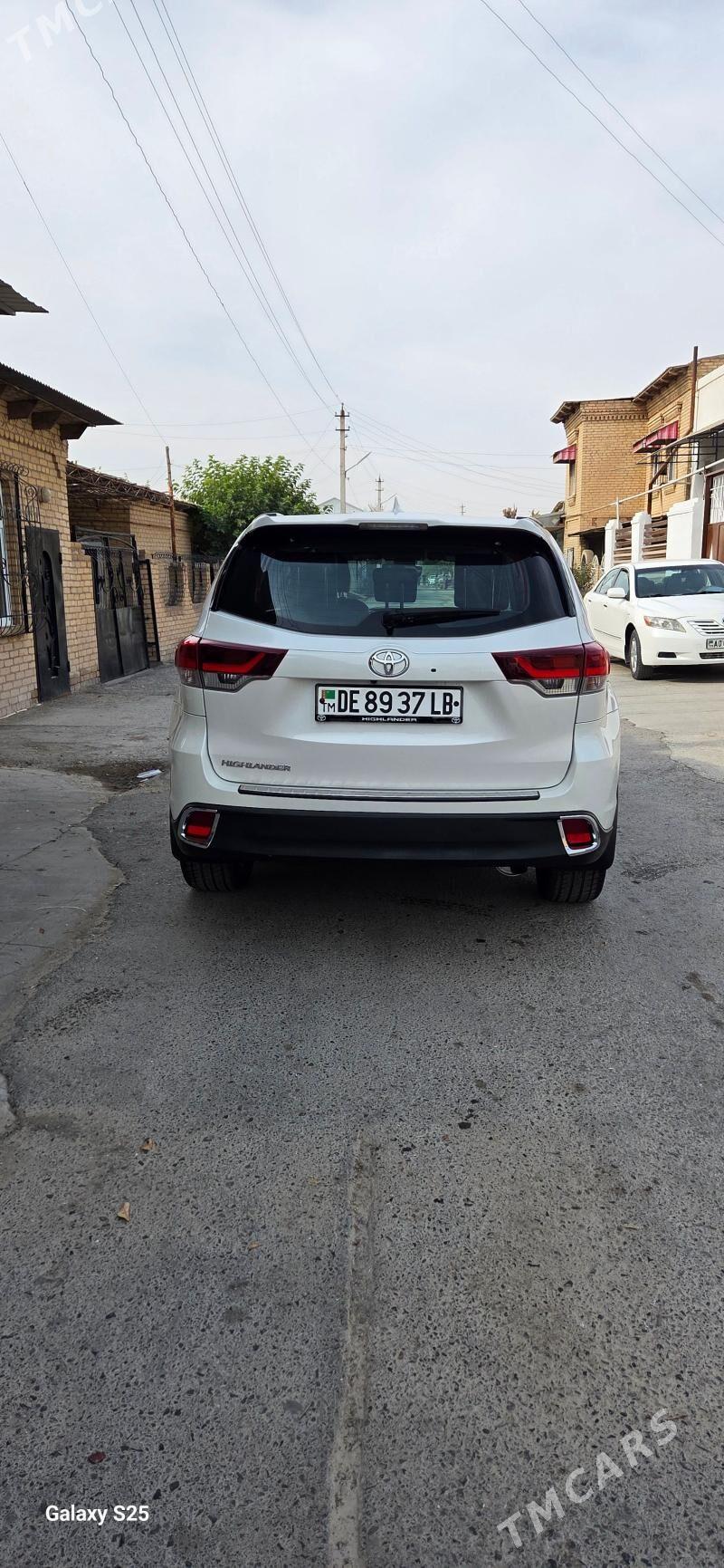 Toyota Highlander 2019 - 580 000 TMT - Türkmenabat - img 4