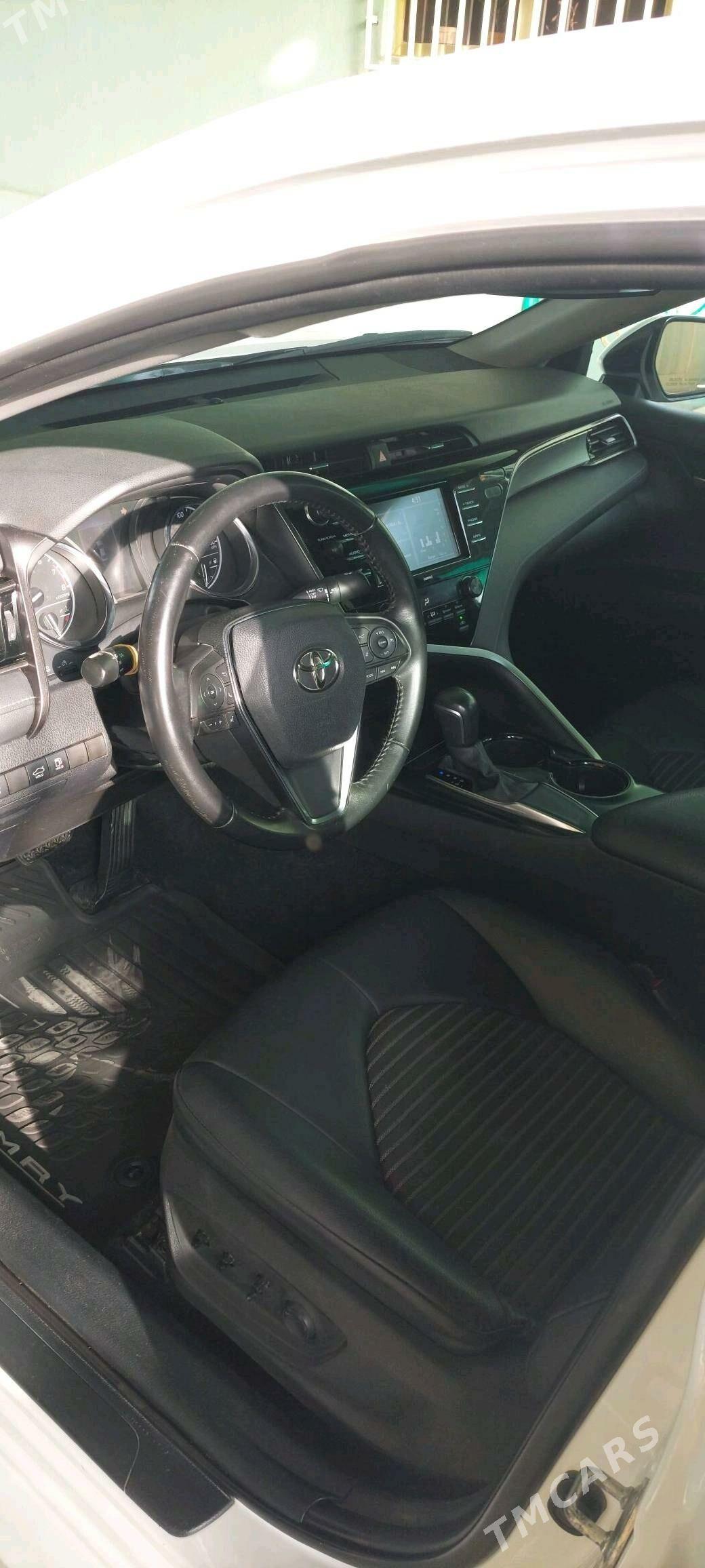 Toyota Camry 2020 - 260 000 TMT - Ашхабад - img 5