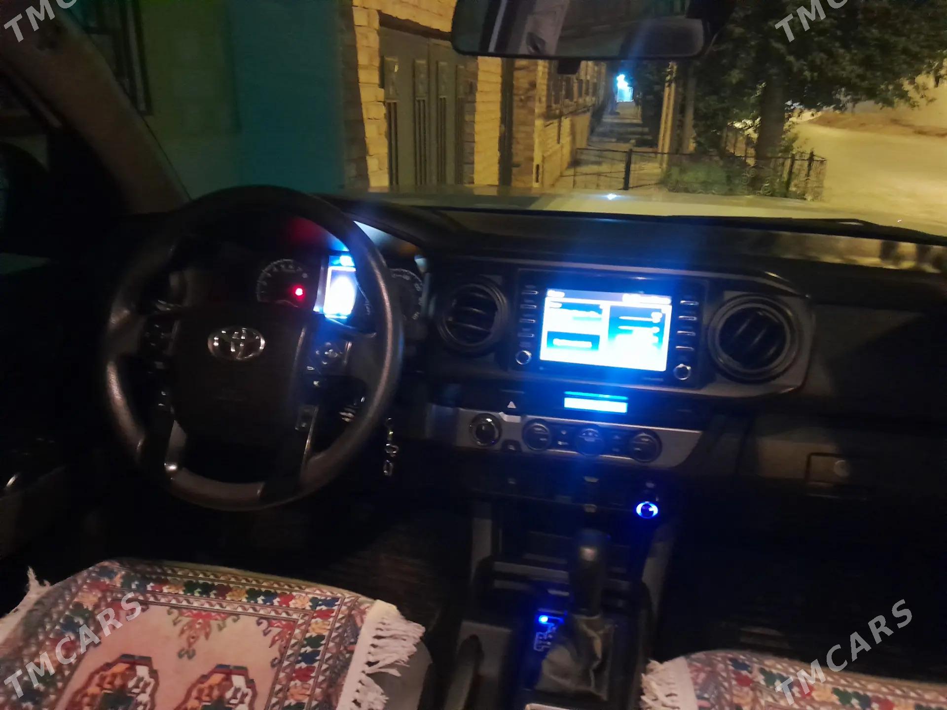 Toyota Tacoma 2022 - 395 000 TMT - Туркменабат - img 3