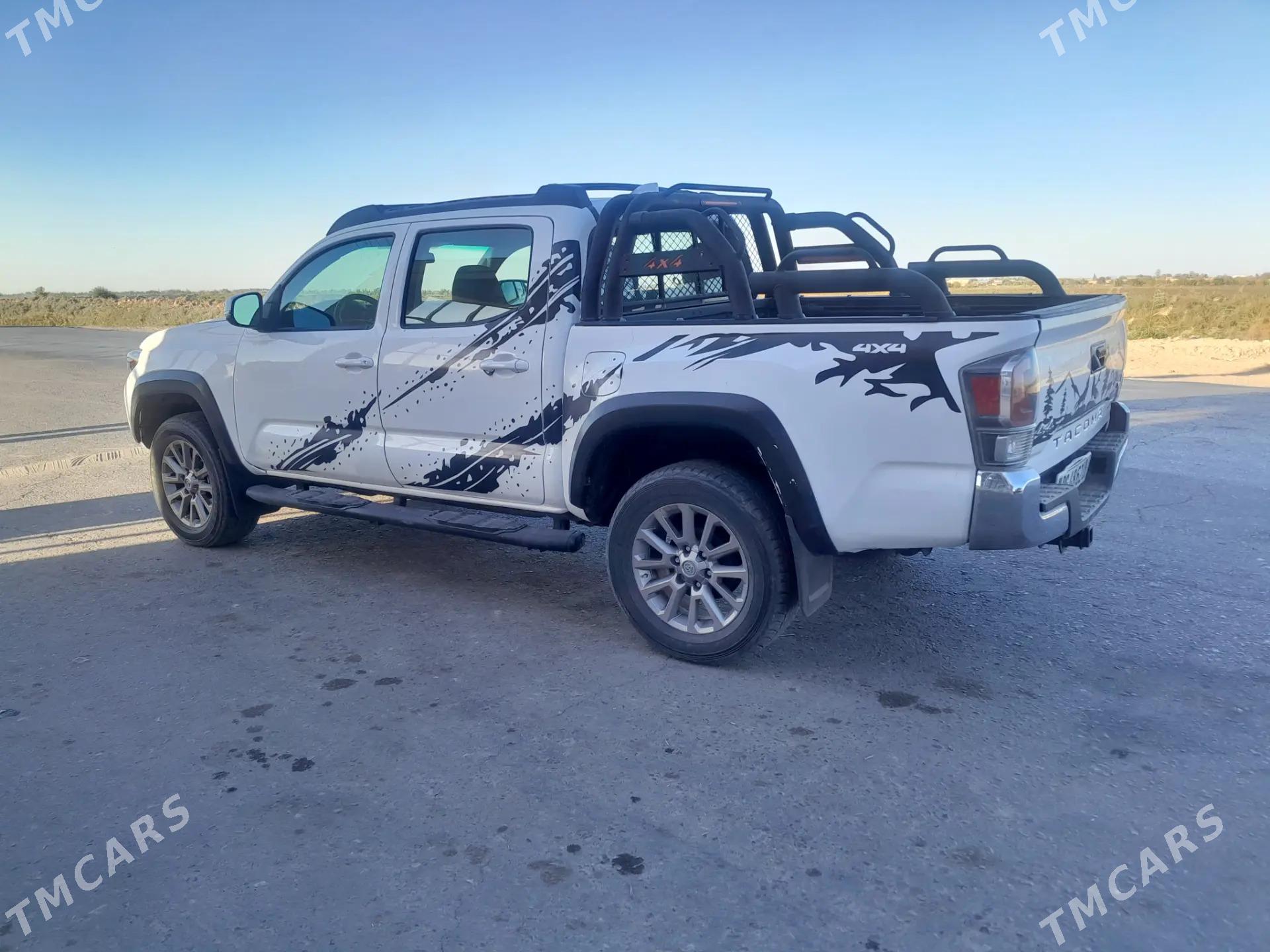 Toyota Tacoma 2022 - 395 000 TMT - Туркменабат - img 9