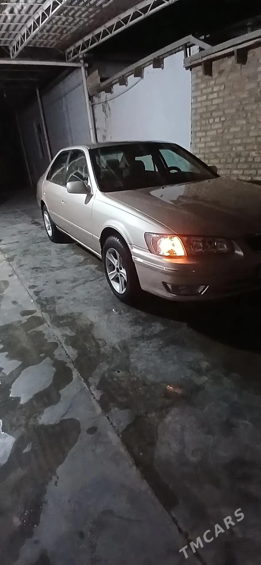 Toyota Camry 2000 - 153 000 TMT - Мургап - img 1