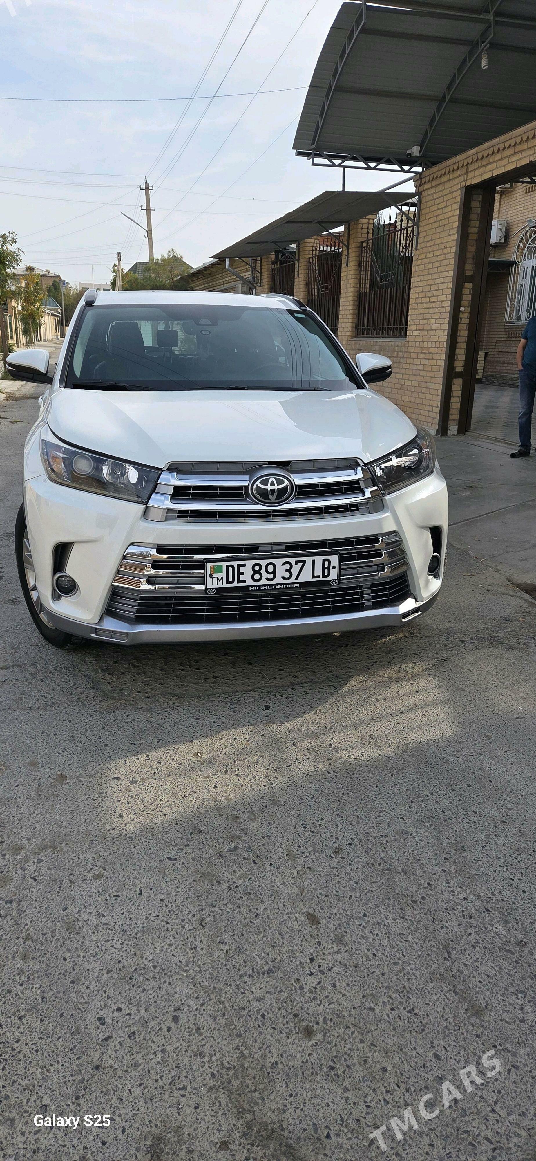 Toyota Highlander 2019 - 580 000 TMT - Türkmenabat - img 2