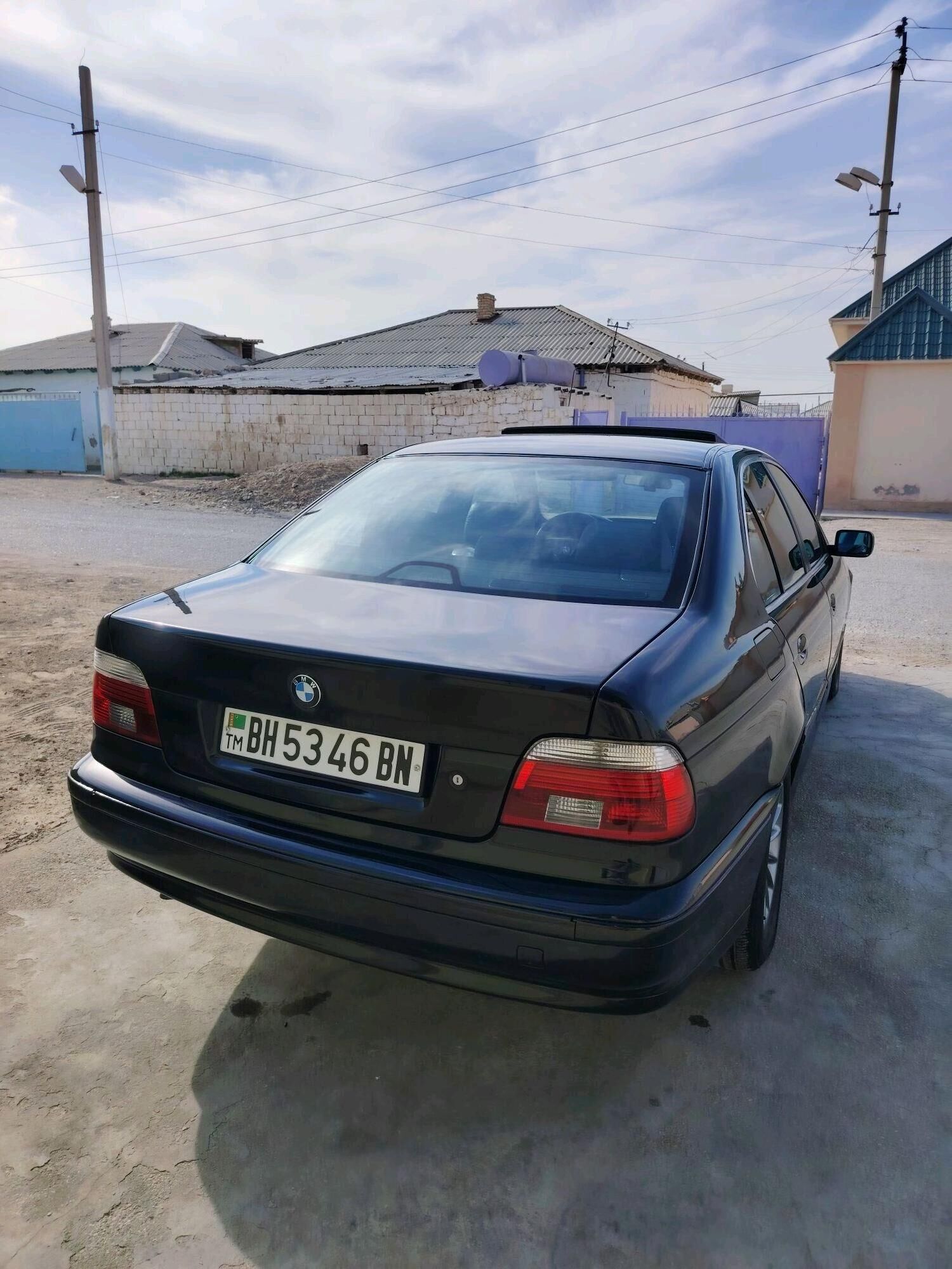 BMW E39 1999 - 139 000 TMT - Балканабат - img 6