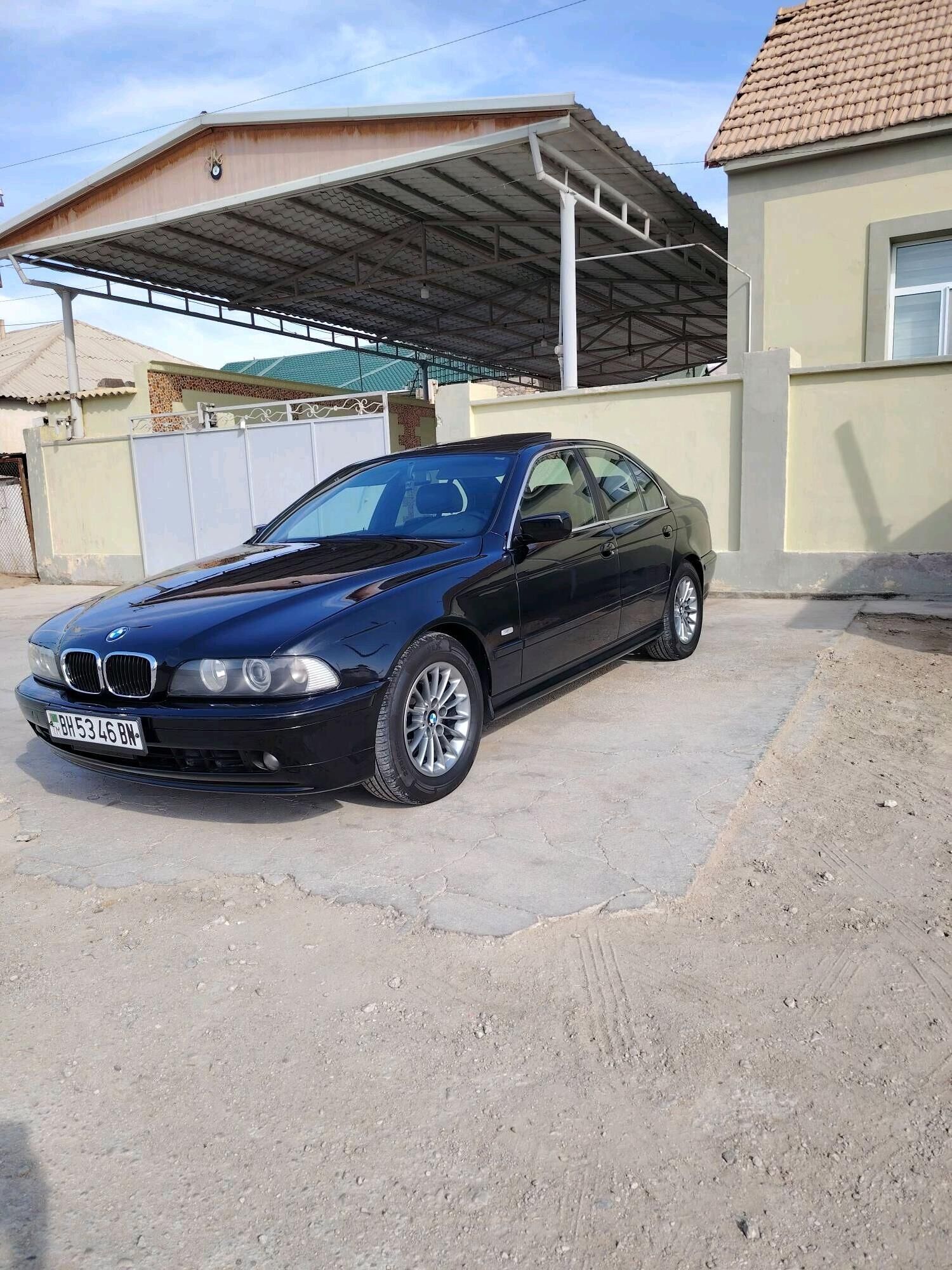 BMW E39 1999 - 139 000 TMT - Балканабат - img 9