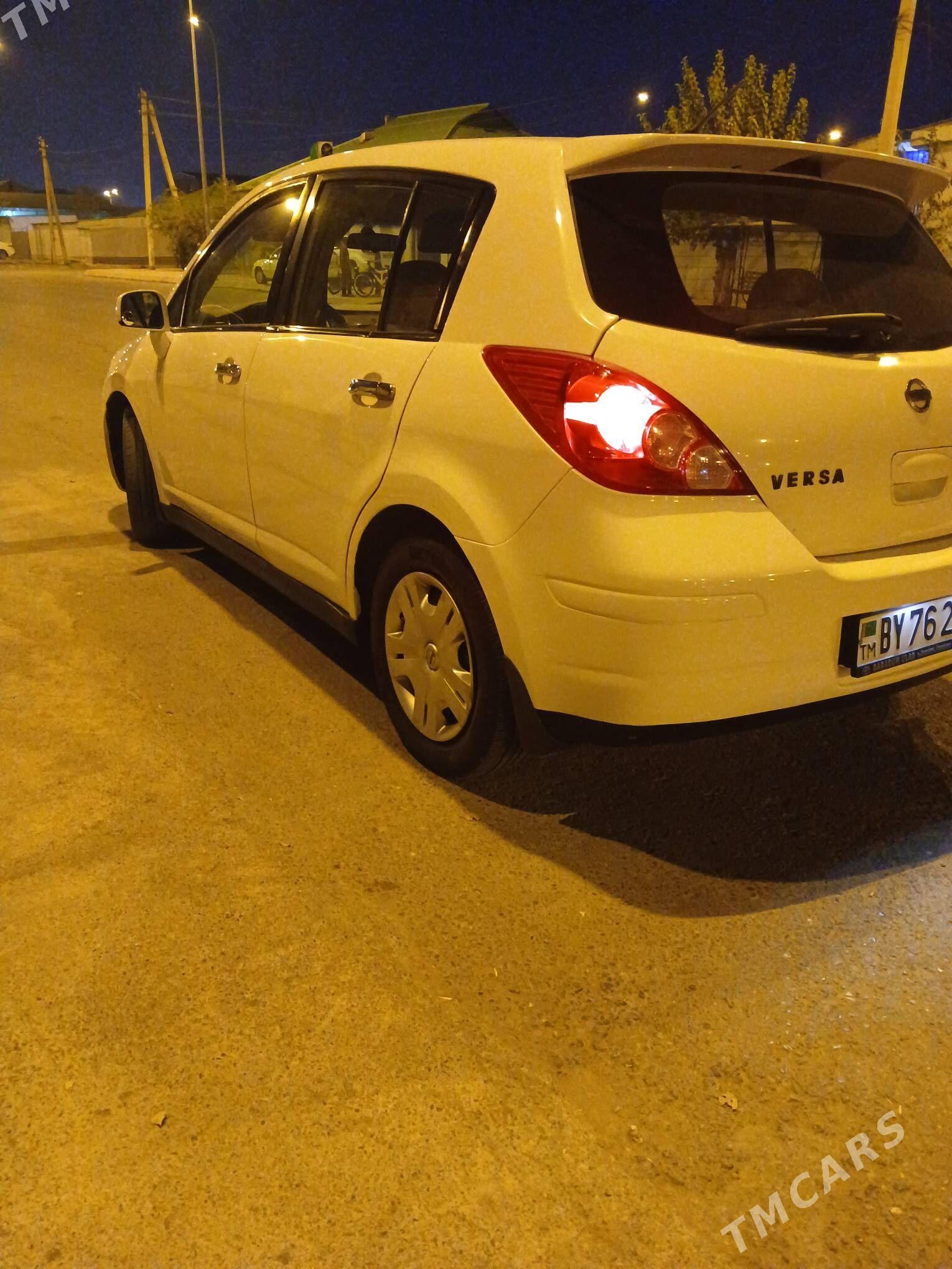 Nissan Versa 2010 - 132 000 TMT - Aşgabat - img 3