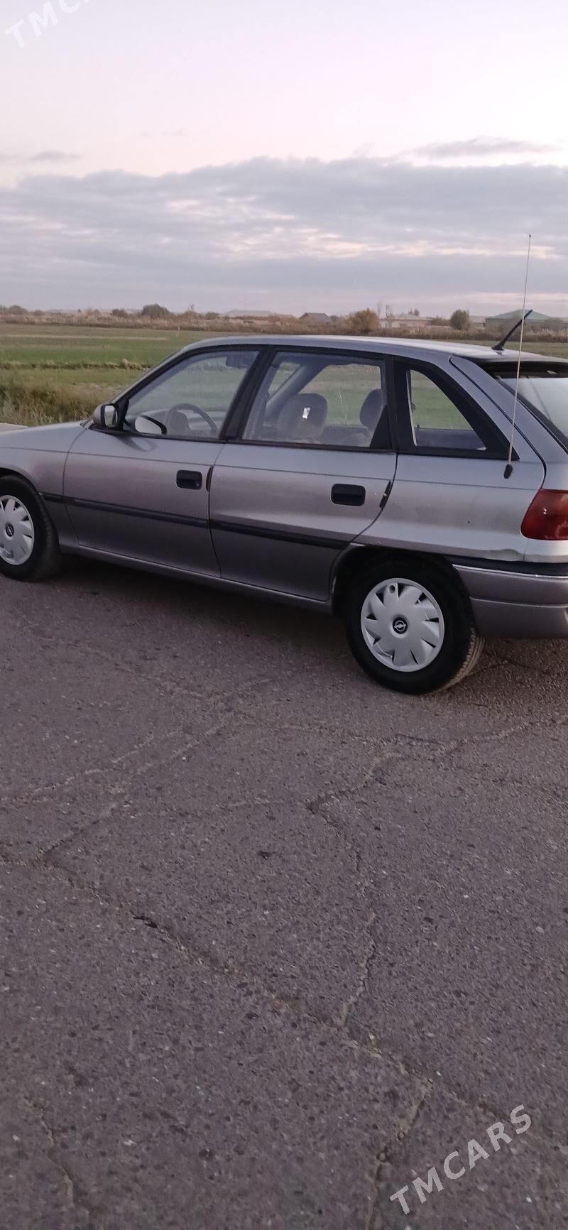 Opel Astra 1992 - 48 000 TMT - Daşoguz - img 5