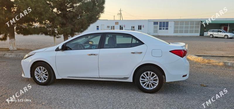 Toyota Corolla 2016 - 185 000 TMT - Бахарден - img 2