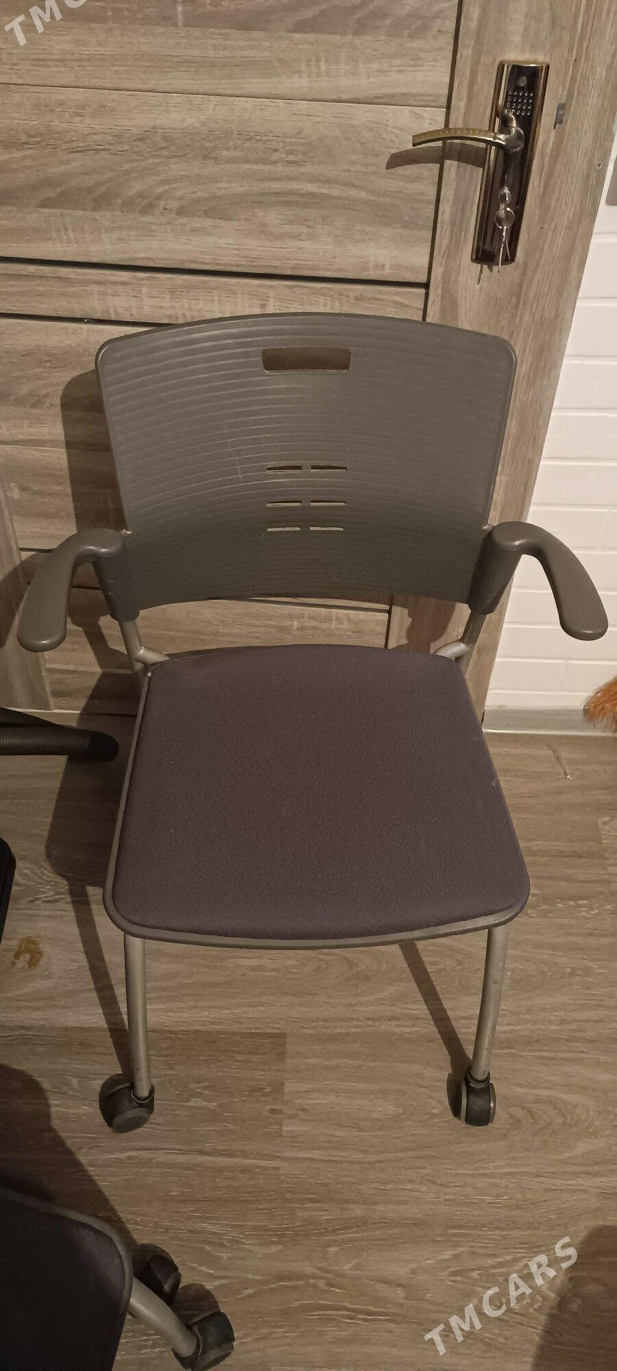 oturguç стул - Мир 2 - img 1