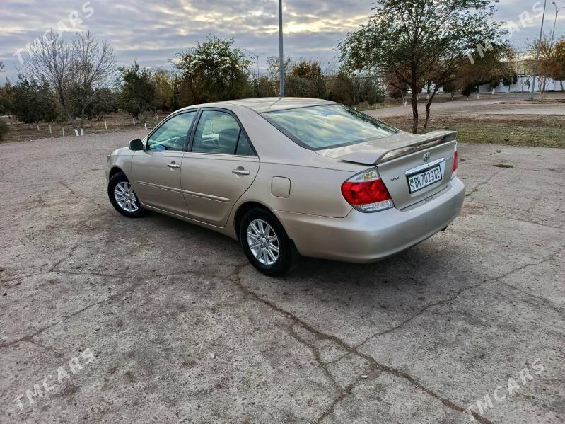 Toyota Camry 2005 - 190 000 TMT - Дашогуз - img 4