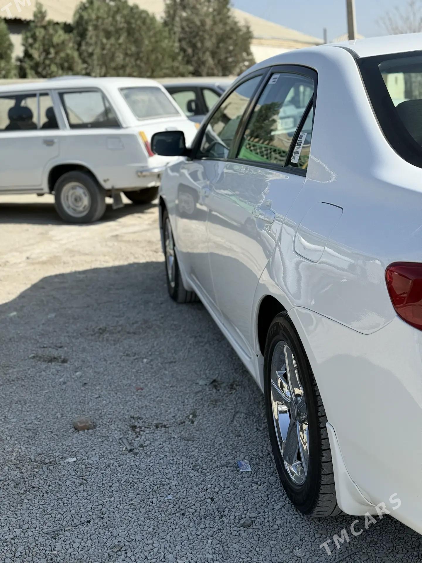 Toyota Corolla 2010 - 135 000 TMT - Бахарден - img 4