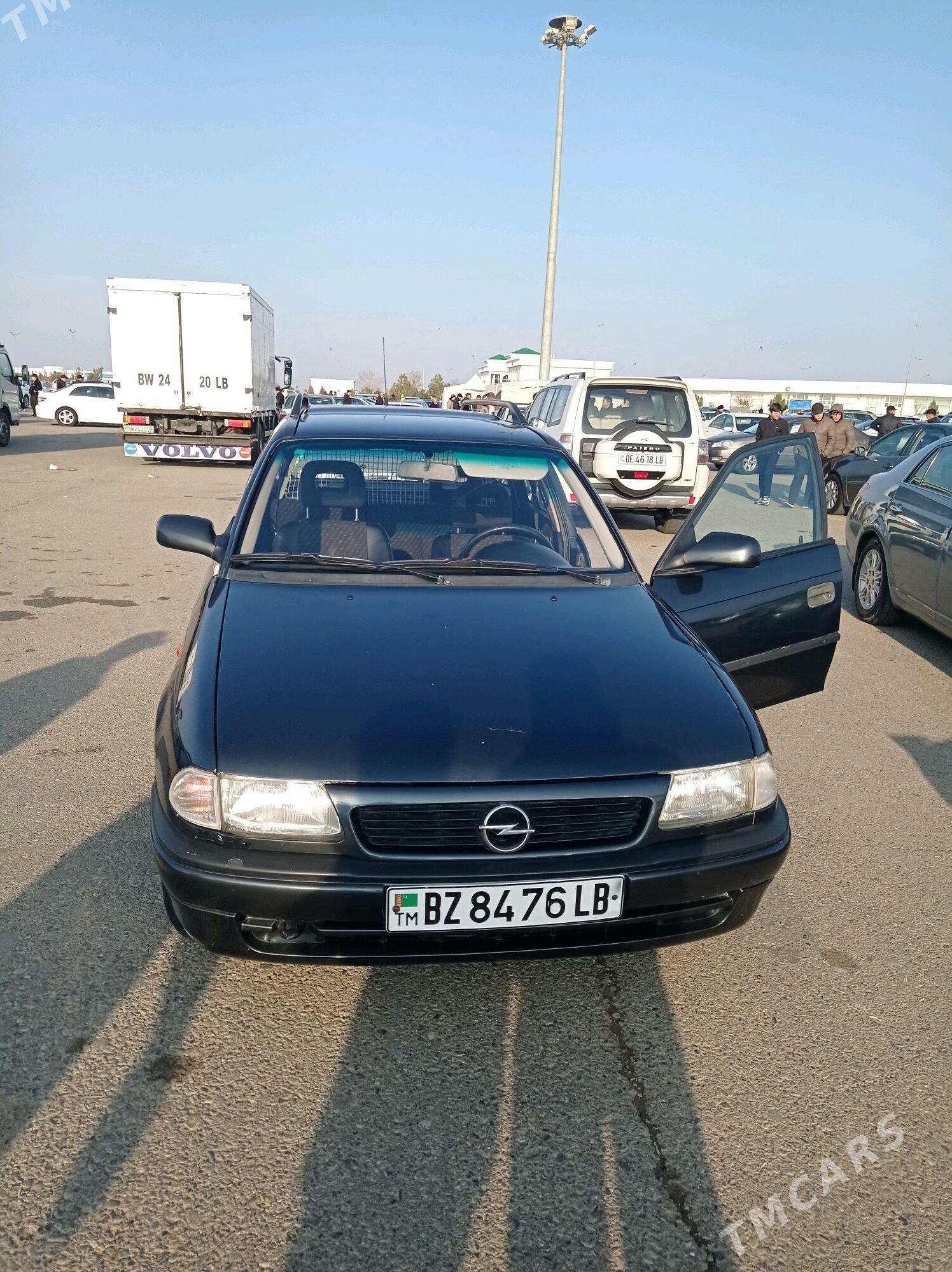 Opel Astra 1995 - 55 000 TMT - Дянев - img 6