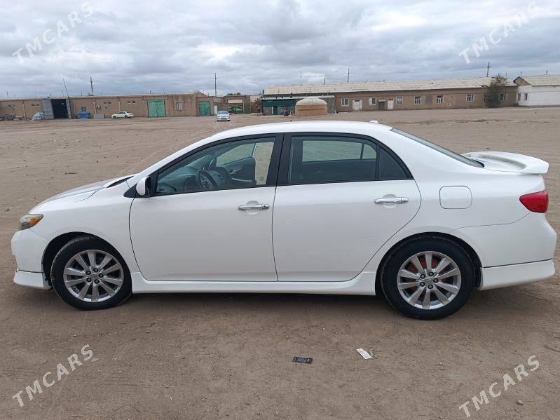 Toyota Corolla 2010 - 160 000 TMT - Köneürgenç - img 2