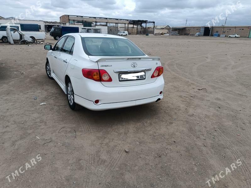 Toyota Corolla 2010 - 160 000 TMT - Köneürgenç - img 3