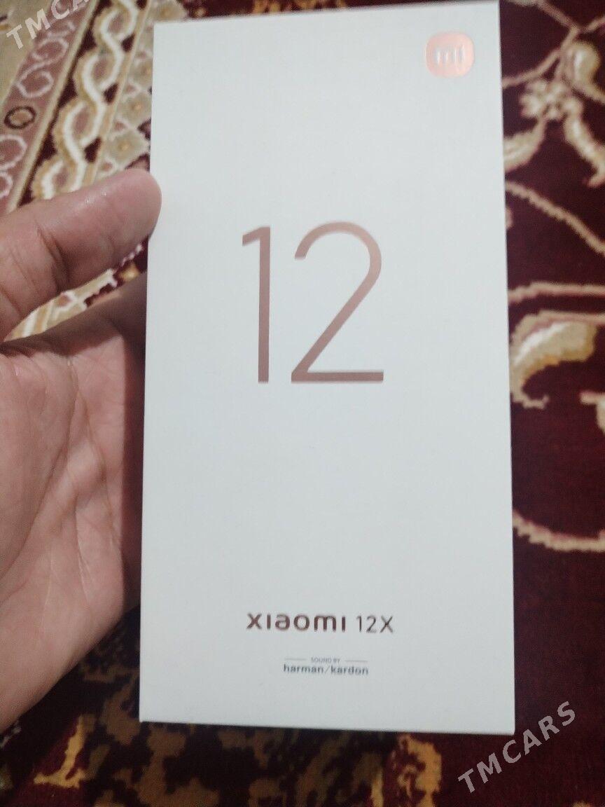 mi 12 x 8/128 - Gumdag - img 1