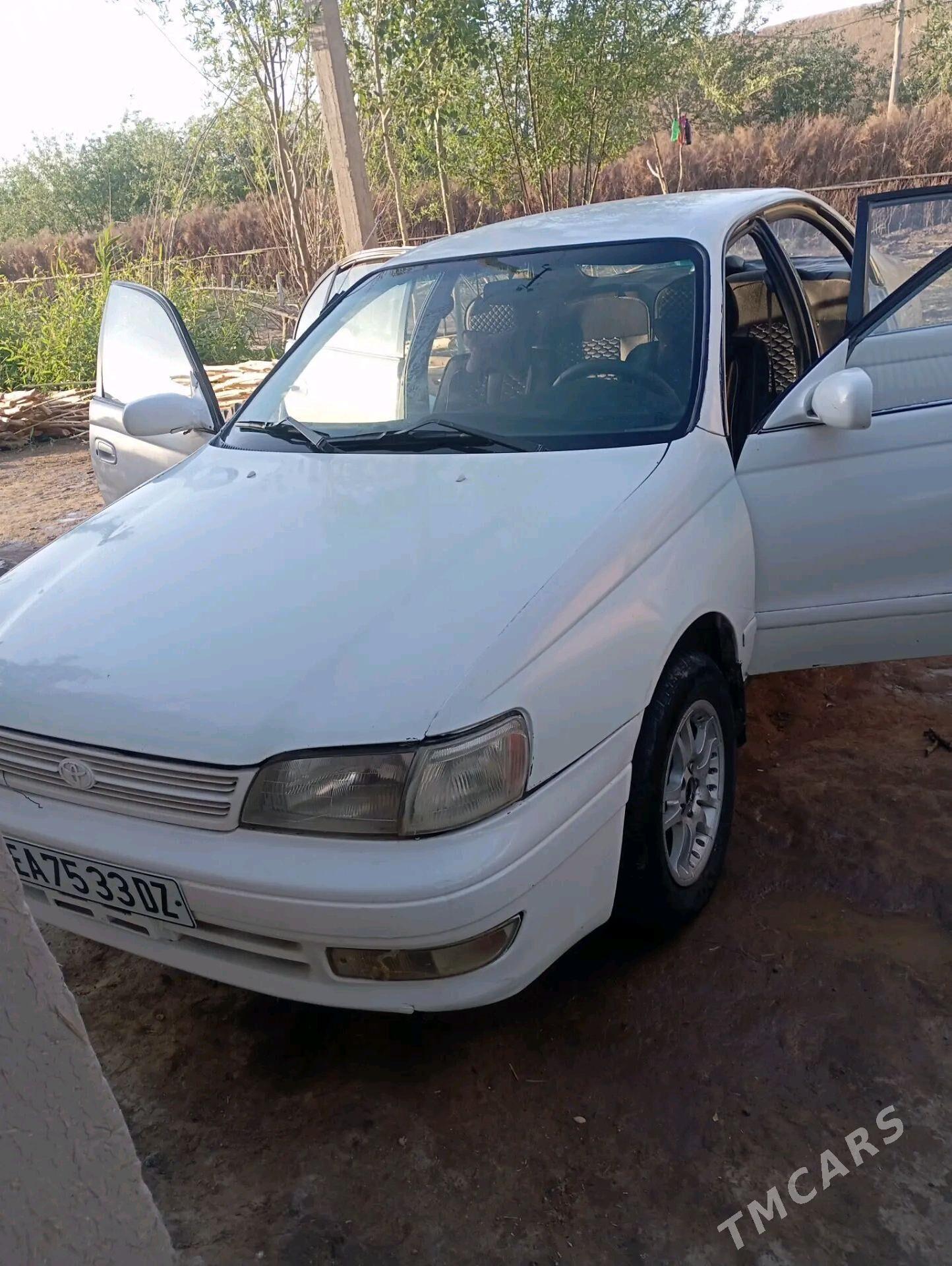 Toyota Corolla 1992 - 50 000 TMT - Türkmenbaşy etr. - img 2