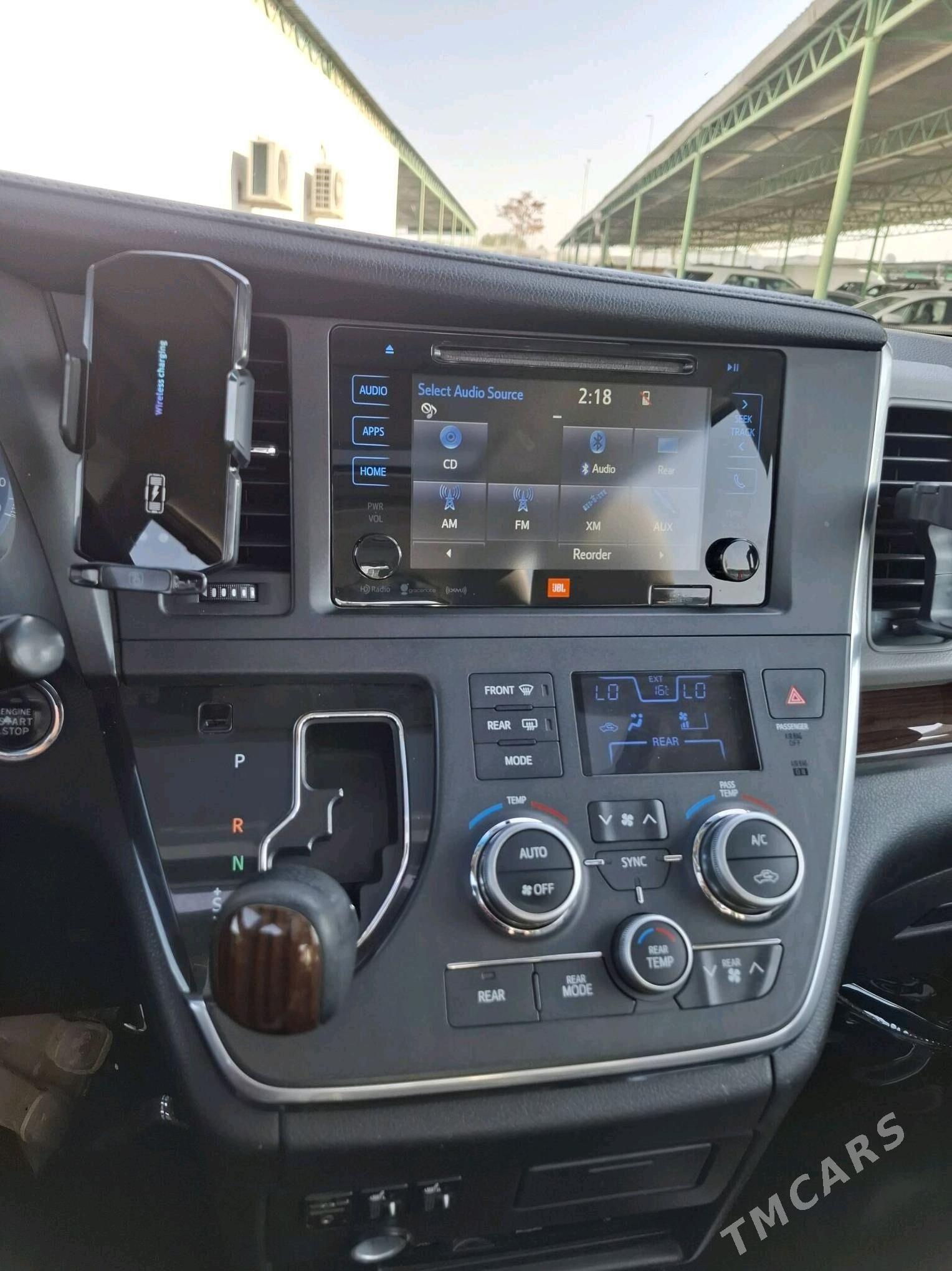 Toyota Sienna 2016 - 460 000 TMT - Ашхабад - img 8