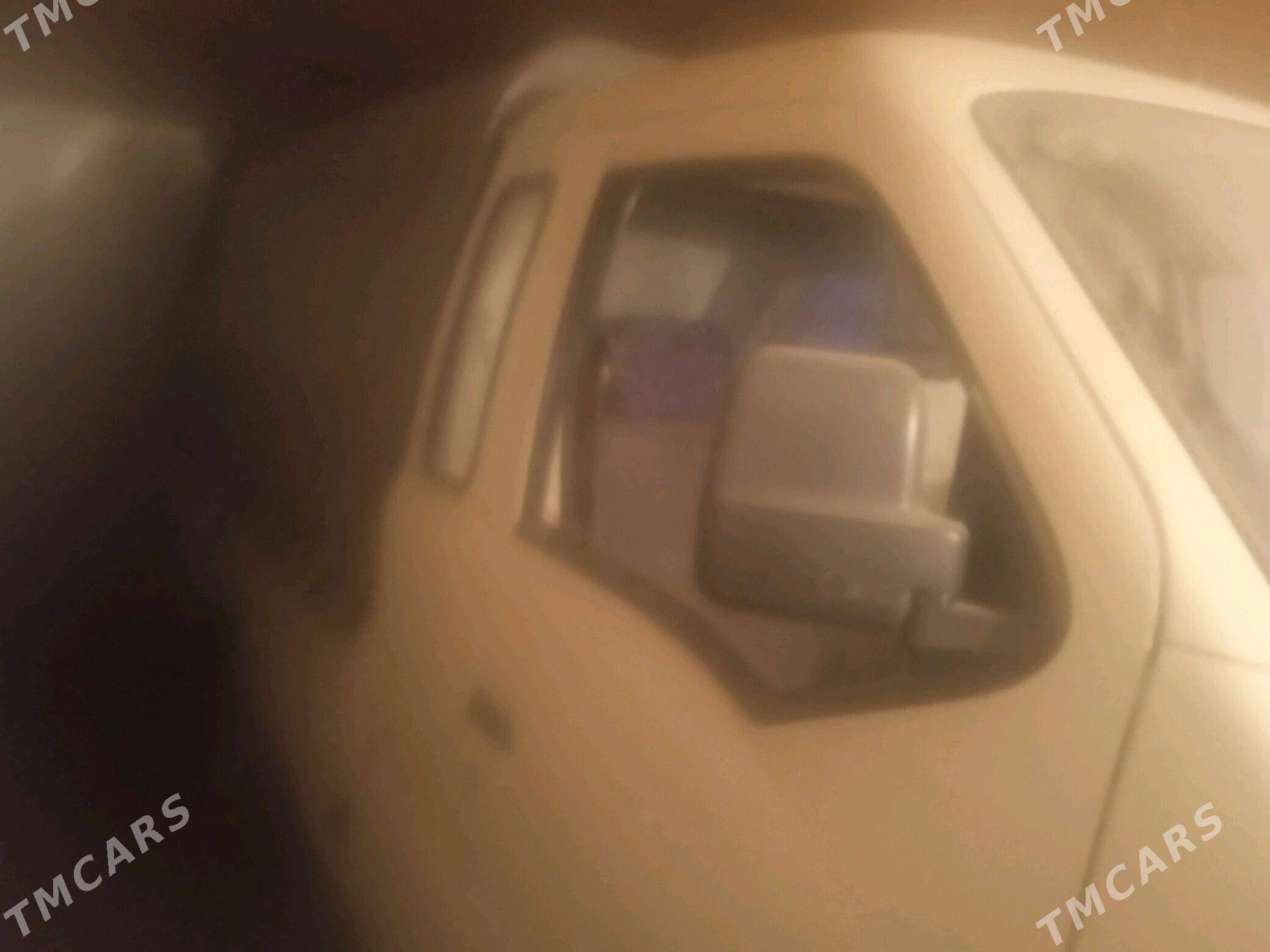 Kia Bongo 2013 - 150 000 TMT - Кёнеургенч - img 3