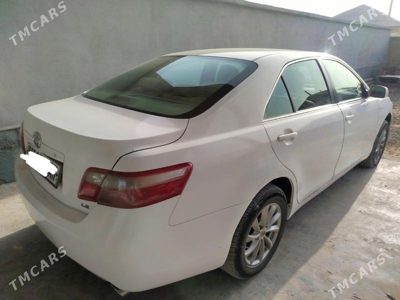 Toyota Camry 2007 - 170 000 TMT - Бабадайхан - img 3