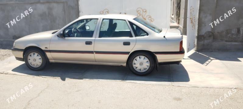 Opel Vectra 1990 - 38 000 TMT - Мары - img 5