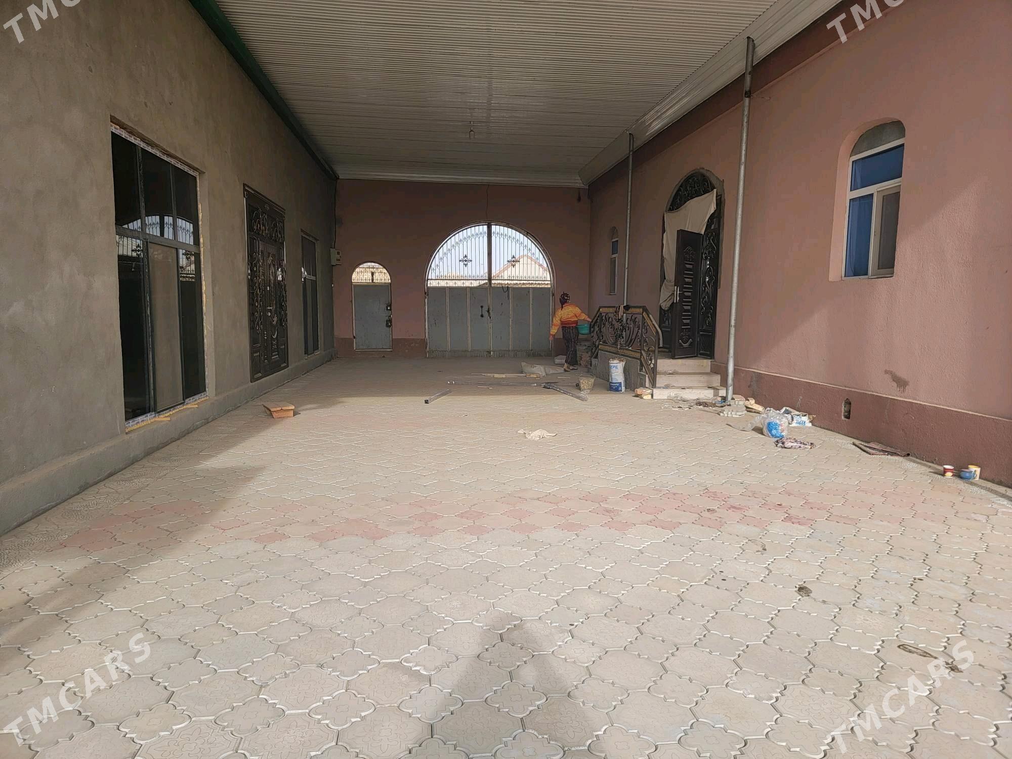 Dimitri howly jay - Mary - img 4