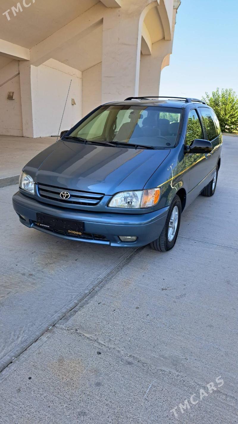 Toyota Sienna 2002 - 190 000 TMT - Türkmenabat - img 1