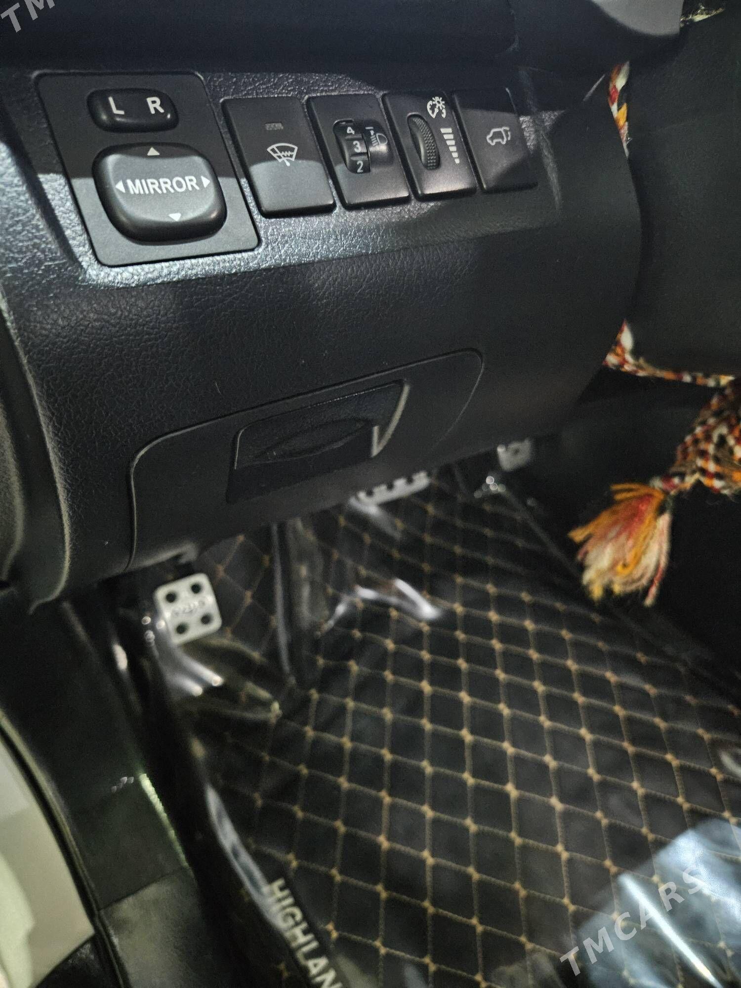 Toyota Highlander 2013 - 370 000 TMT - Aşgabat - img 6