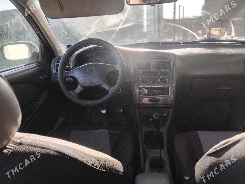Toyota Avensis 1999 - 70 000 TMT - Губадаг - img 8