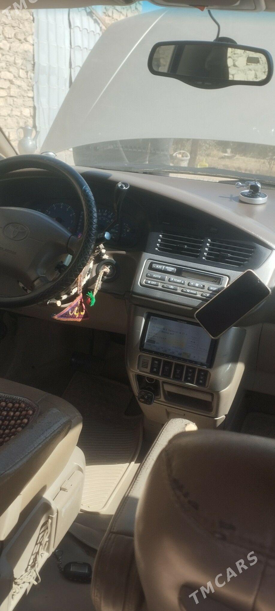 Toyota Sienna 2002 - 164 000 TMT - Esenguly - img 2