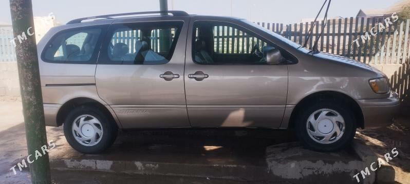 Toyota Sienna 2002 - 164 000 TMT - Esenguly - img 1