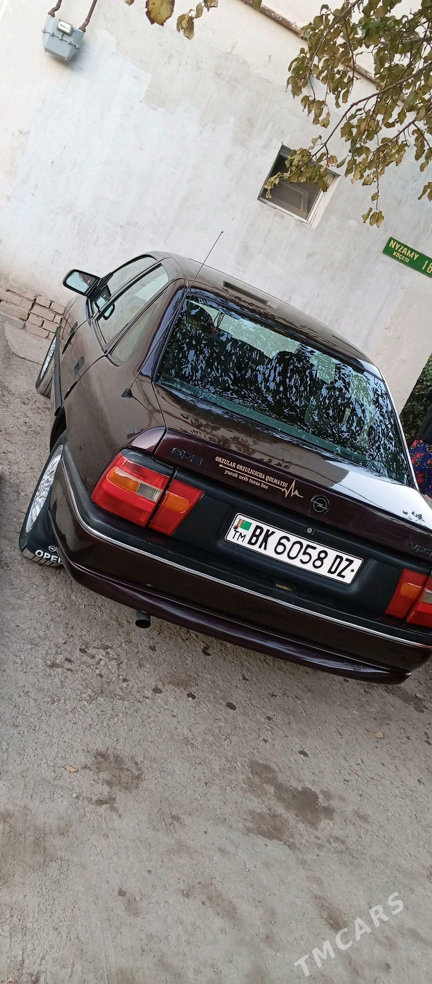 Opel Vectra 1993 - 40 000 TMT - Дашогуз - img 3