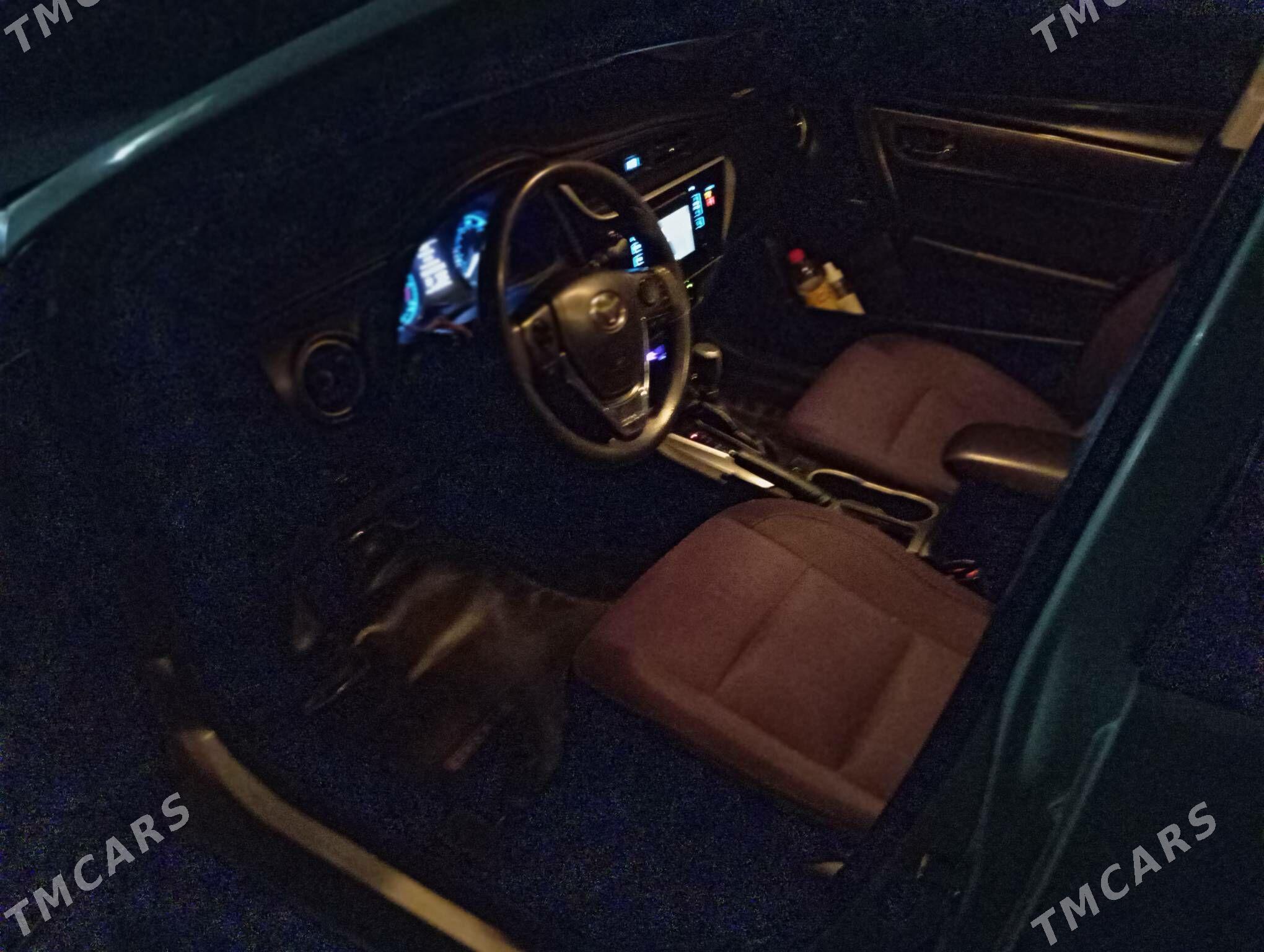 Toyota Corolla 2018 - 180 000 TMT - 30 мкр - img 1