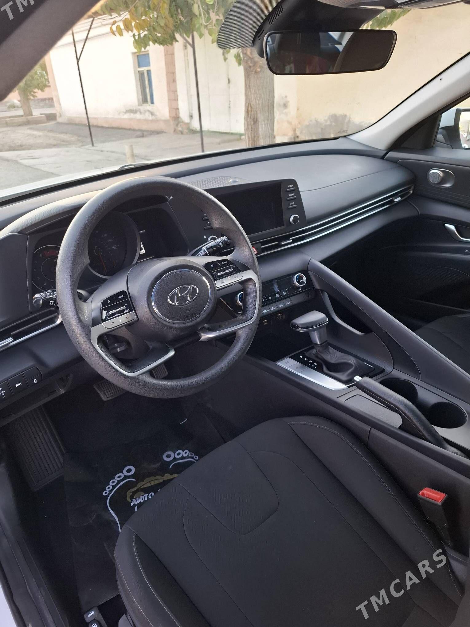 Hyundai Elantra 2020 - 280 000 TMT - Aşgabat - img 7