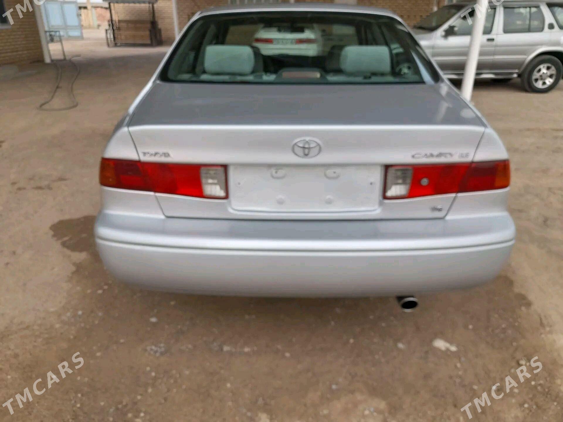 Toyota Camry 2000 - 150 000 TMT - Babadaýhan - img 1