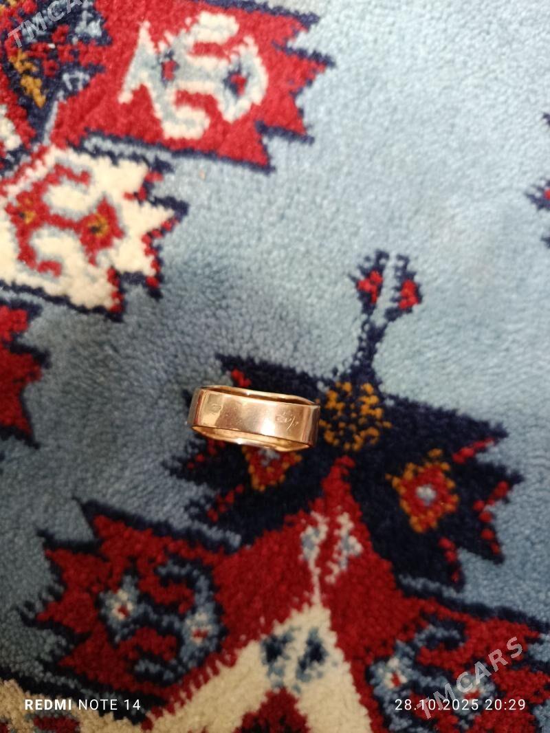 gyzyl erkek ýuzuk - Gagarin köç, köne Howa menzili - img 1