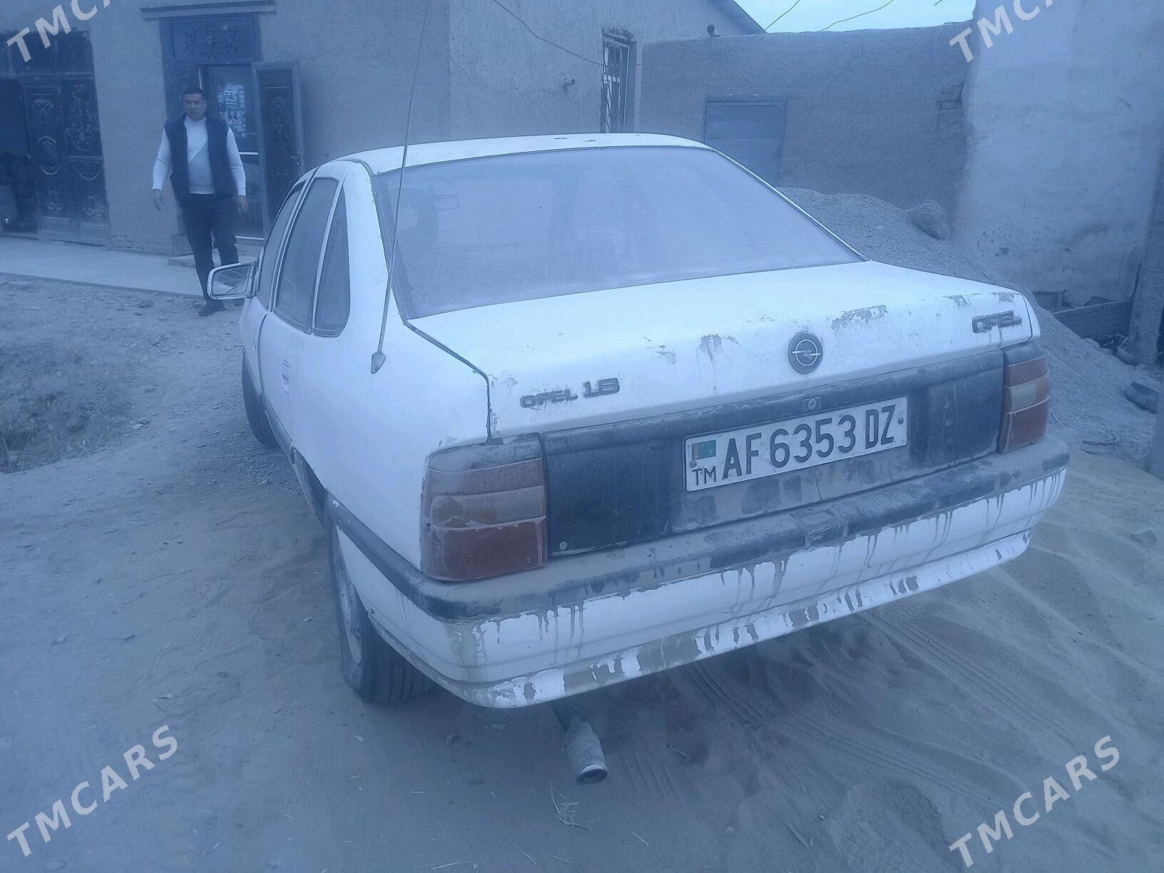 Opel Vectra 1992 - 15 000 TMT - Гороглы (Тагта) - img 2