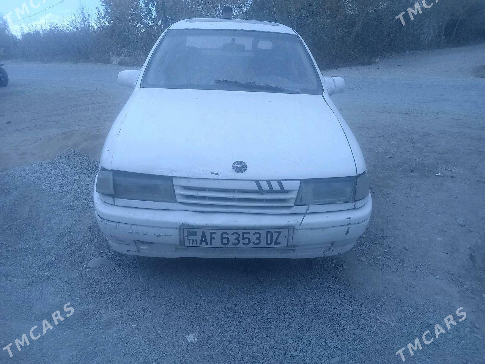 Opel Vectra 1992 - 15 000 TMT - Гороглы (Тагта) - img 1