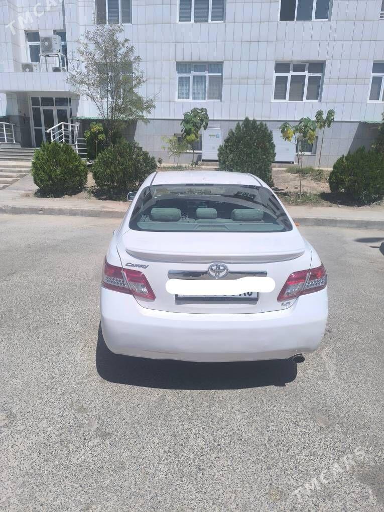 Toyota Camry 2010 - 170 000 TMT - Gurtly - img 4
