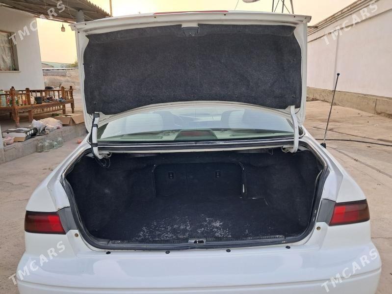 Toyota Camry 1998 - 120 000 TMT - Мары - img 6
