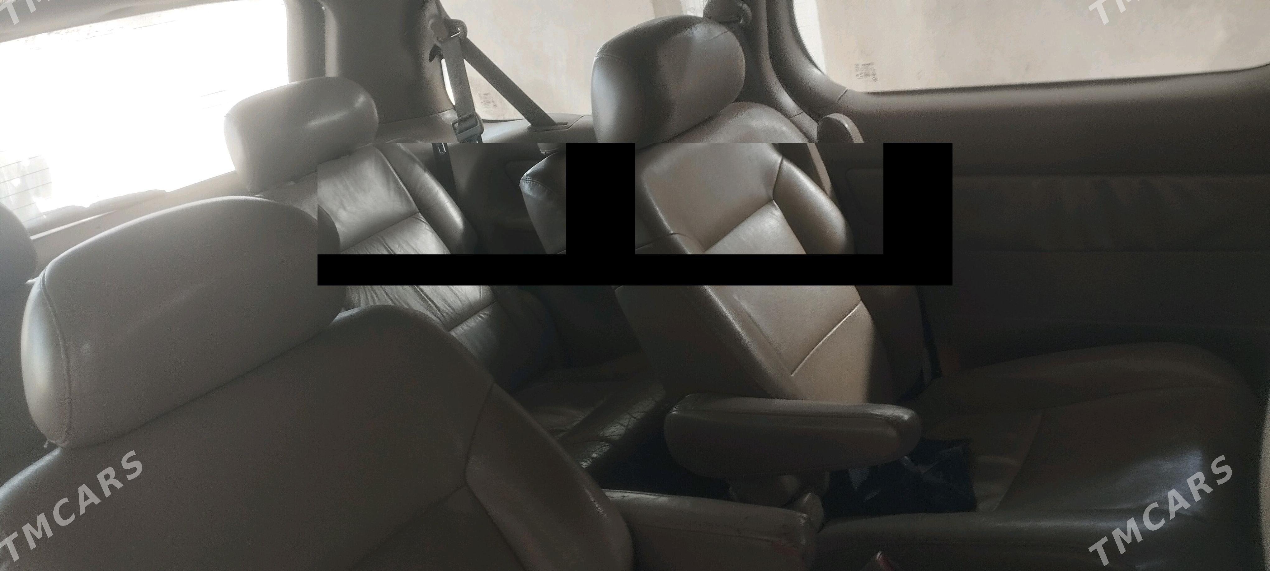 Toyota Sienna 2002 - 164 000 TMT - Esenguly - img 3