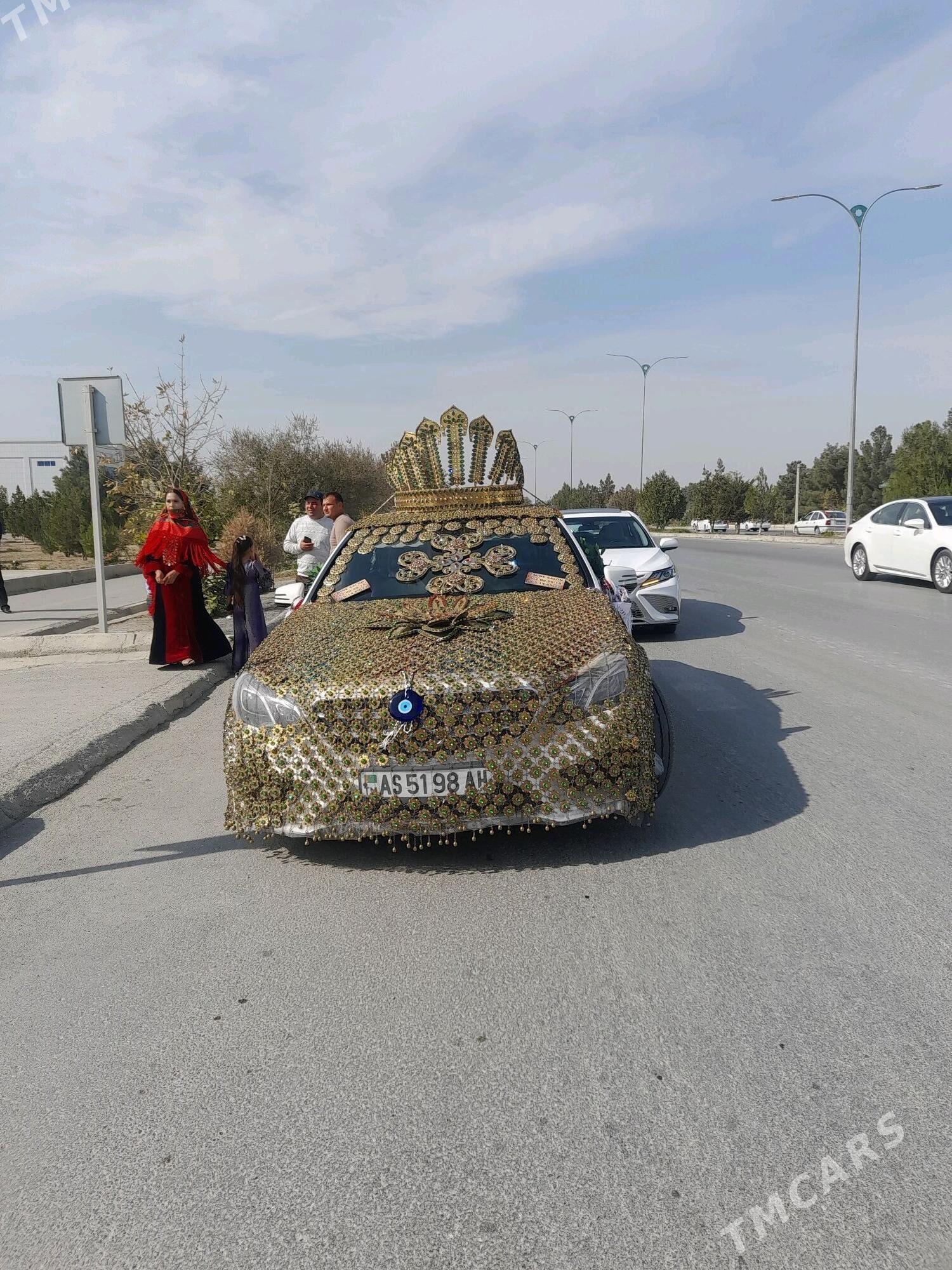 Mercedes-Benz E350 2010 - 255 000 TMT - Бахарден - img 2