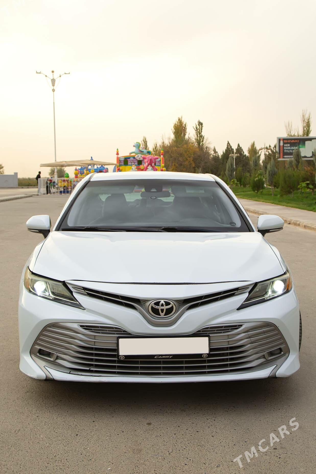 Toyota Camry 2019 - 265 000 TMT - Керки - img 5
