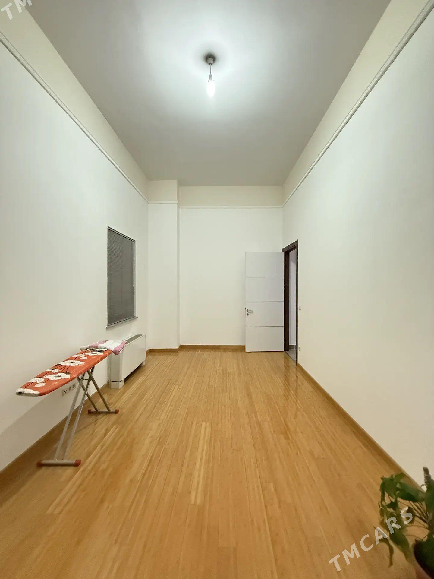 Нефтегаз Элитка 4 комнаты 8 эт - Ашхабад - img 2