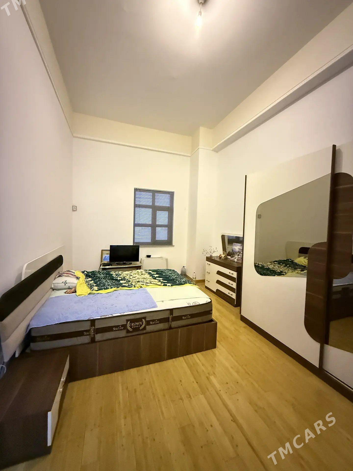 Нефтегаз Элитка 4 комнаты 8 эт - Ашхабад - img 1