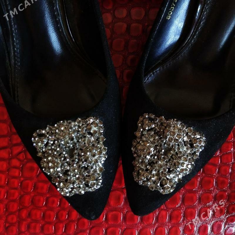 Köwüş  ALTIN AYAK talyplara - Türkmenbaşy şaýoly - img 1