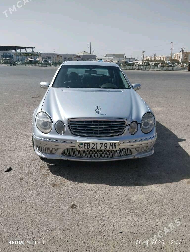 Mercedes-Benz E-Class 2003 - 115 000 TMT - Байрамали - img 1