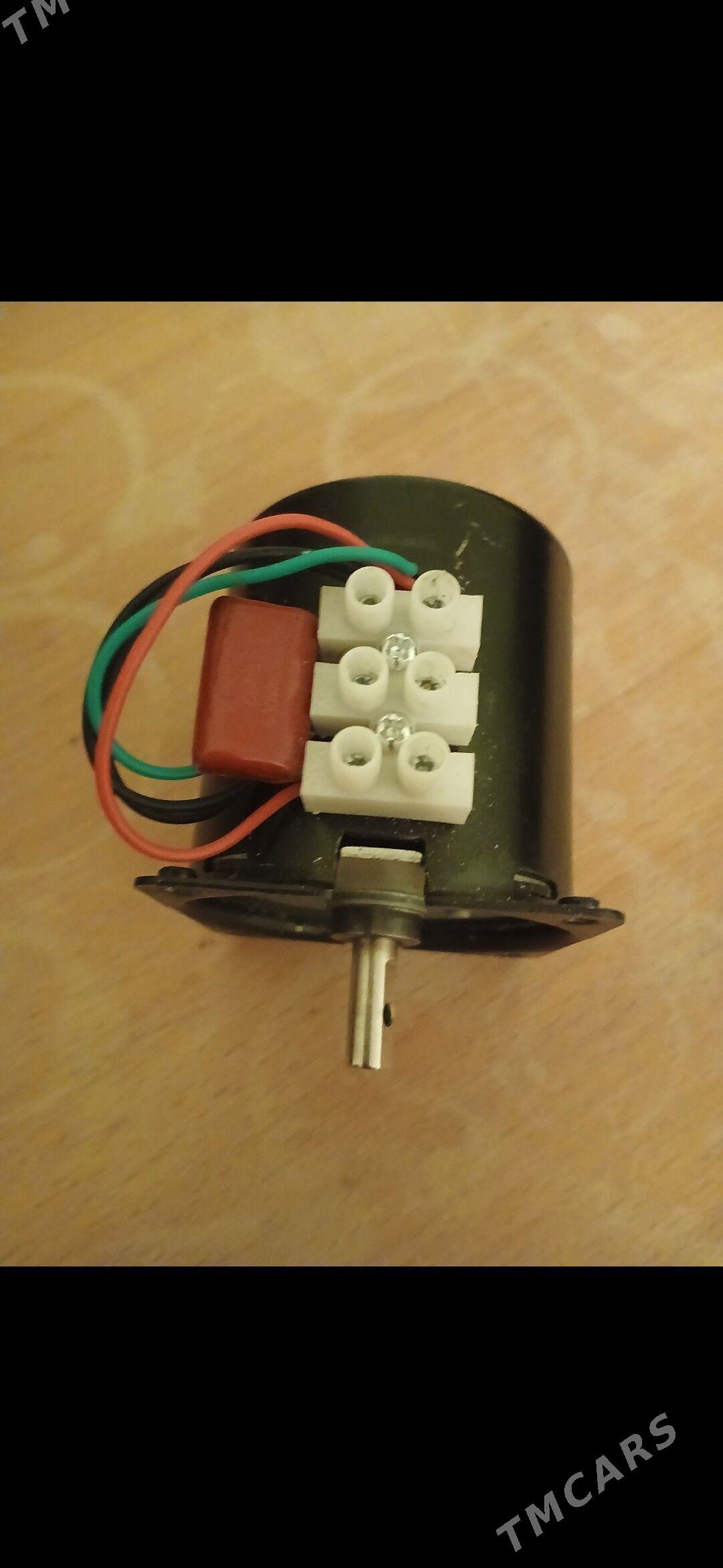 MATORCIK INKUBATOR - Гороглы (Тагта) - img 2