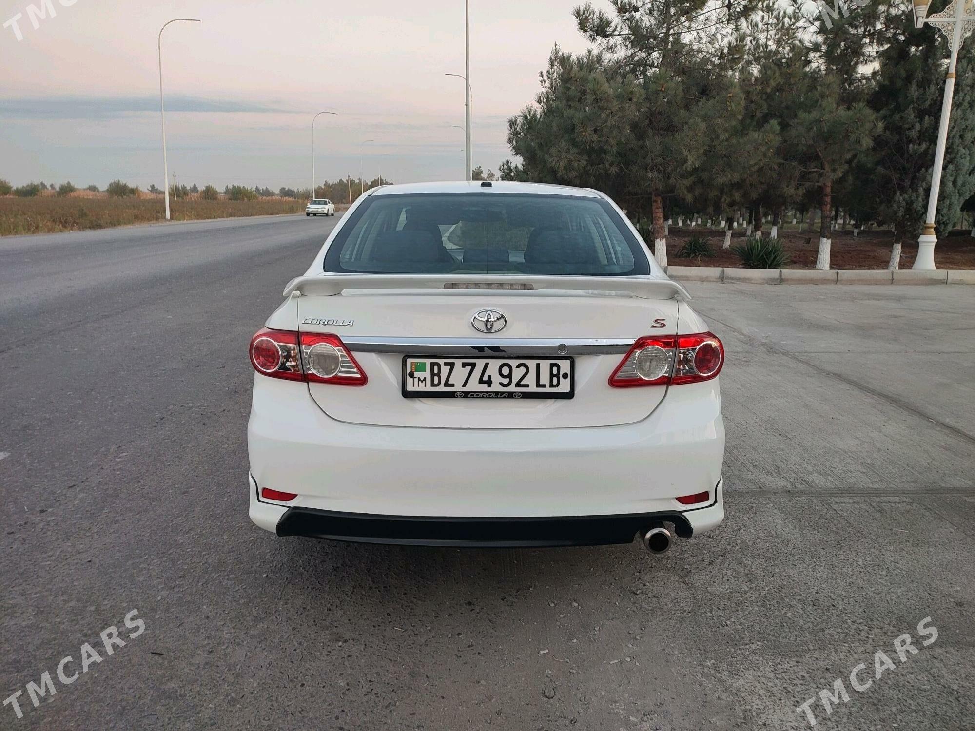 Toyota Corolla 2011 - 180 000 TMT - Туркменабат - img 5