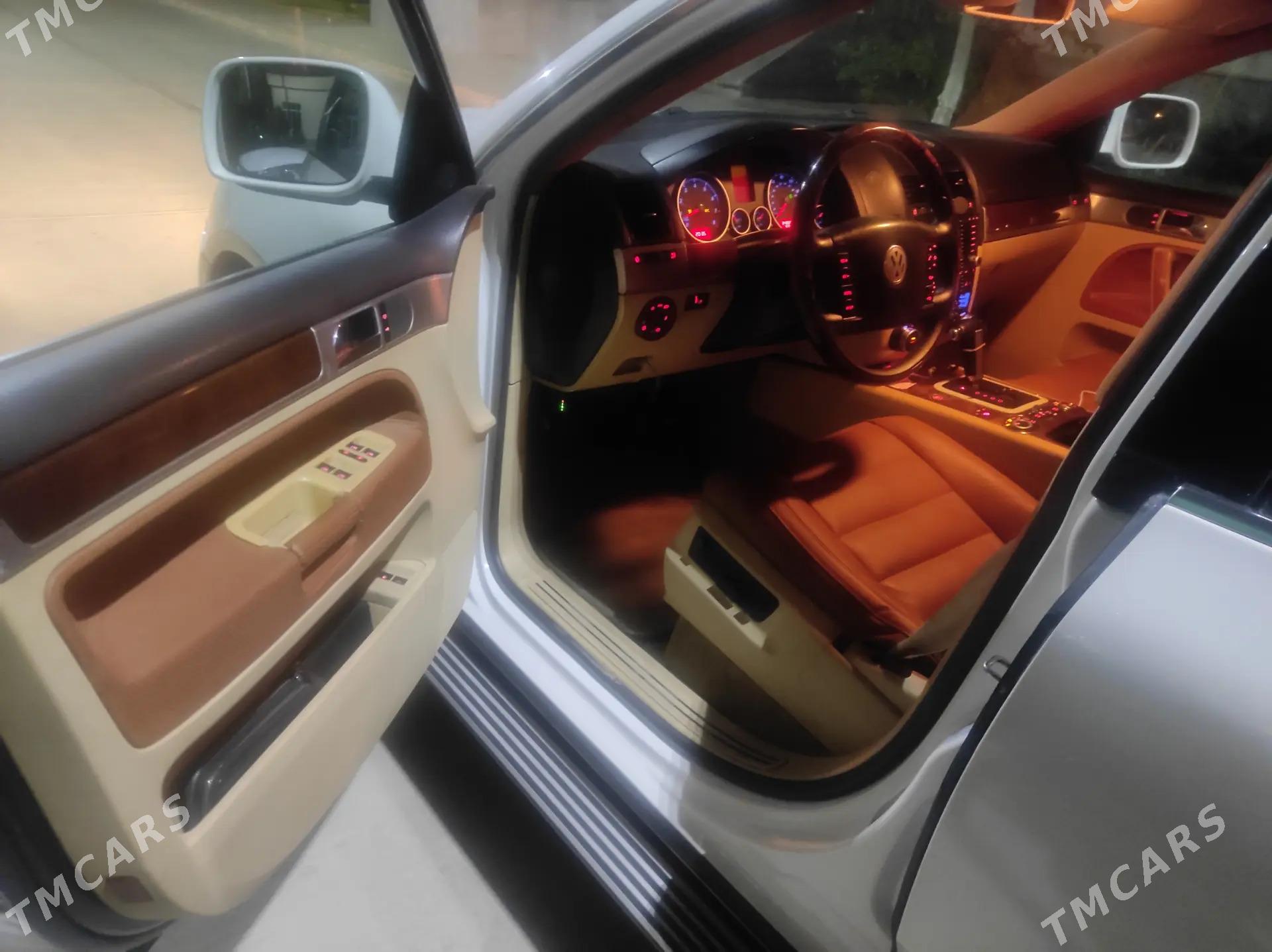 Volkswagen Touareg 2006 - 200 000 TMT - Türkmenbaşy - img 6