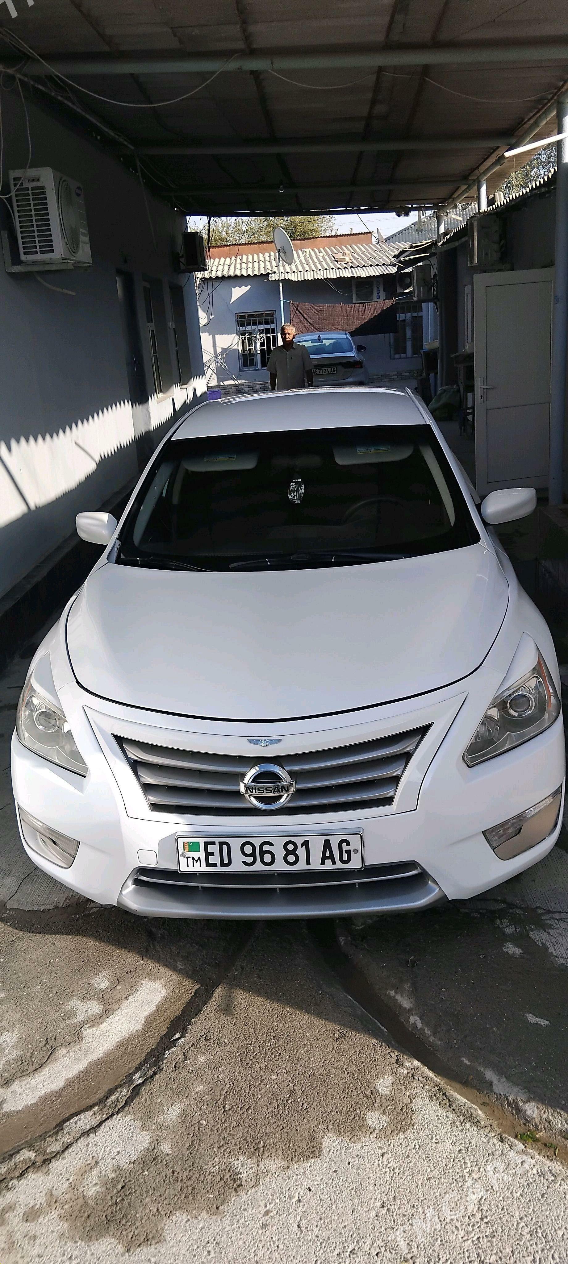 Nissan Altima 2013 - 150 000 TMT - Hitrowka - img 1