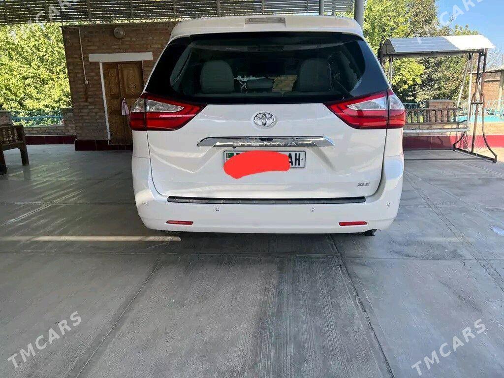 Toyota Sienna 2015 - 380 000 TMT - Бахарден - img 6